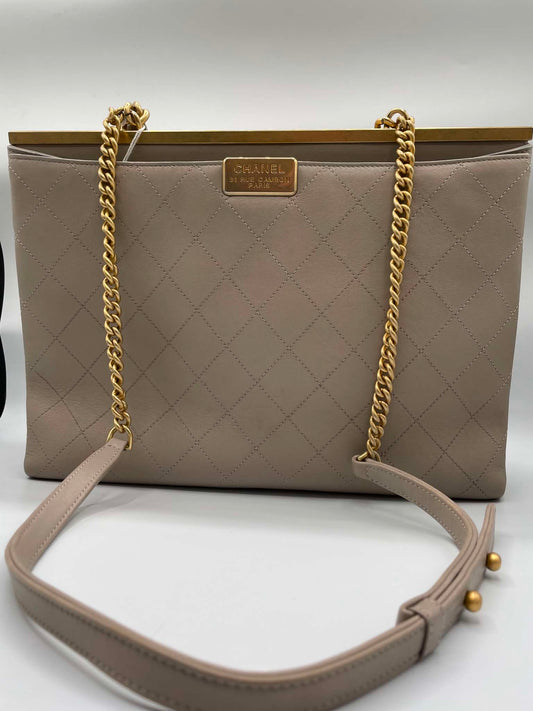 Chanel Large Coco Luxe Shopping Tote
